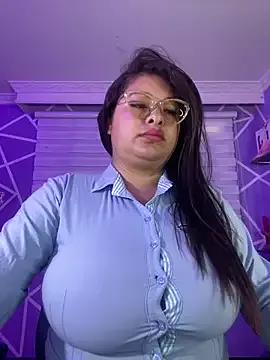 MiiaaJoness from StripChat
