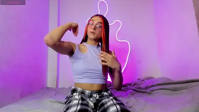 Mika__velvet from StripChat is Freechat