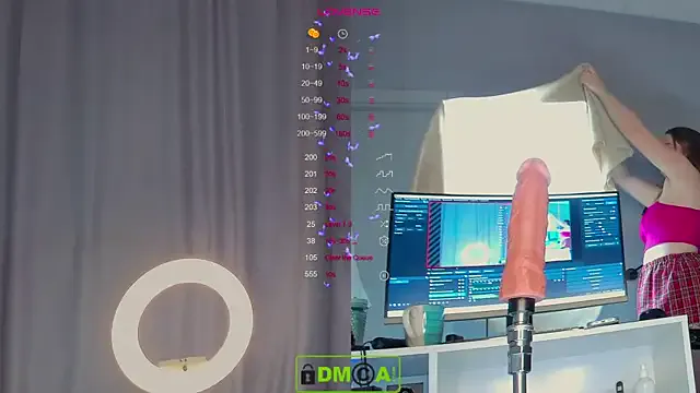 Girls: try live performances with matured performers, from dancing to quirks, in a variety of beautiful sex cams.