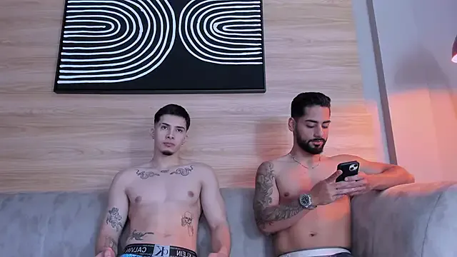 Girls: try live performances with matured performers, from dancing to quirks, in a variety of beautiful sex cams.