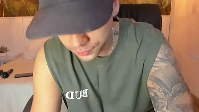 Mike_montoya01 from StripChat is Freechat