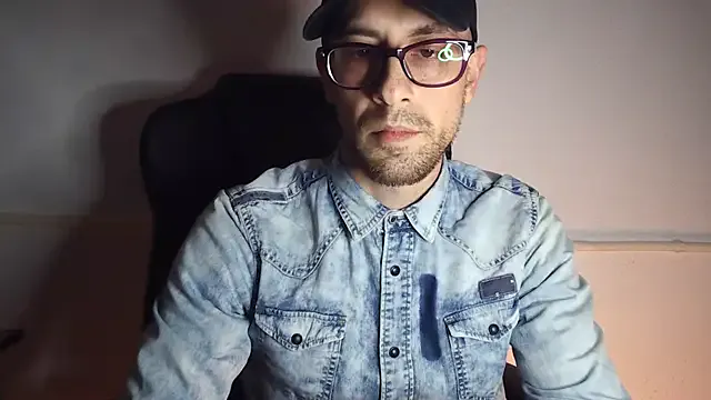 mikealcorleone from StripChat is Freechat