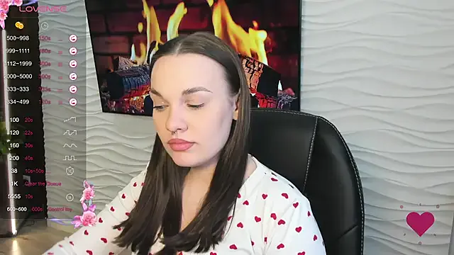 Mila_Milano from StripChat is Freechat