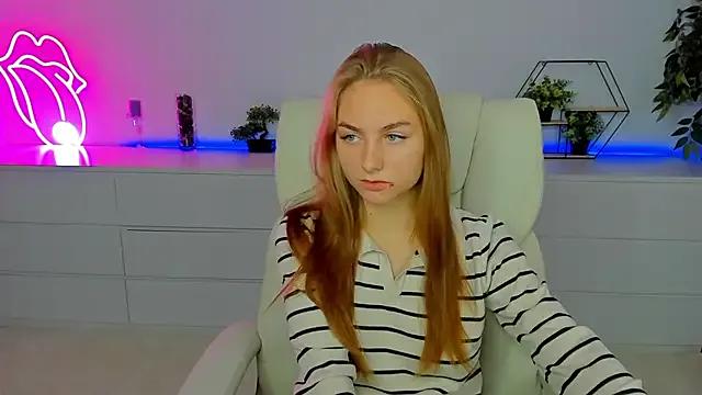 MilaAddams from StripChat is Freechat