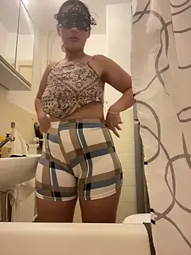 Milana_UK from StripChat is Freechat