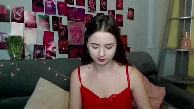 MilanaRoza from StripChat is Freechat
