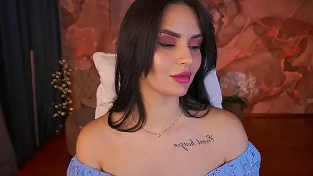 MilashaLovely from StripChat is Freechat
