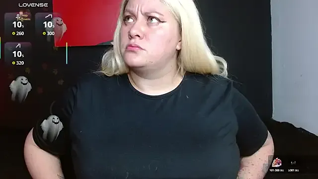 miley_jensen from StripChat is Freechat