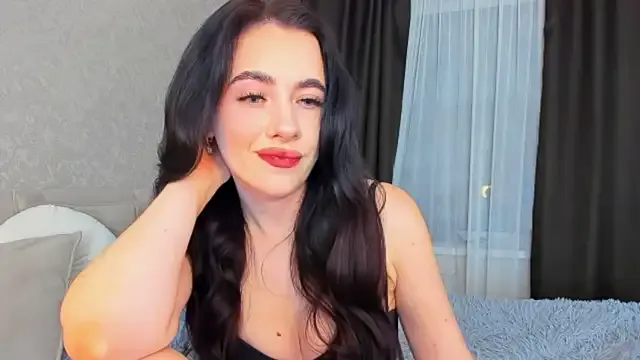 Milla_Moore from StripChat is Freechat