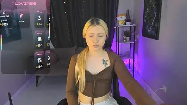 Millie_Vanillies from StripChat