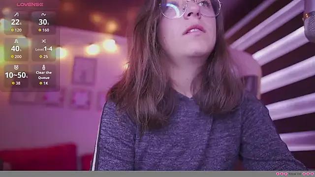 milly_kenner from StripChat