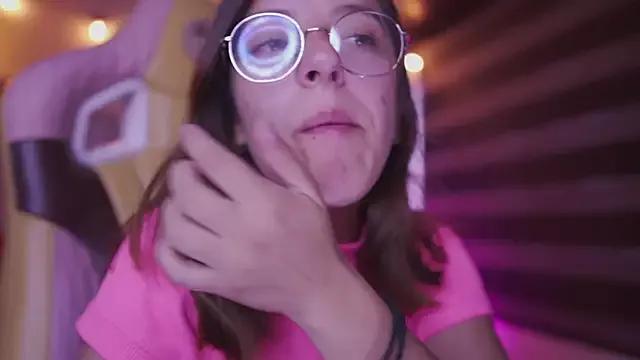 milly_kenner from StripChat