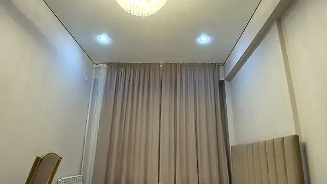 mimi_lan from StripChat is Freechat