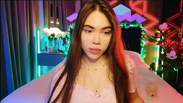 MimiFors from StripChat is Freechat