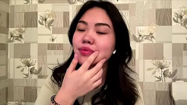 MIMIMary from StripChat
