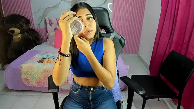 Mindy_19 from StripChat