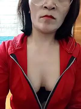 Minh32love from StripChat is Freechat