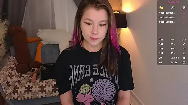 Girls: try live performances with matured performers, from dancing to quirks, in a variety of beautiful sex cams.