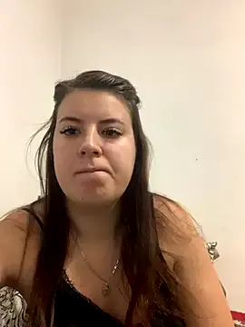 MiraCastellon from StripChat is Freechat