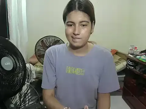 Mirage_Sertori from StripChat is Freechat