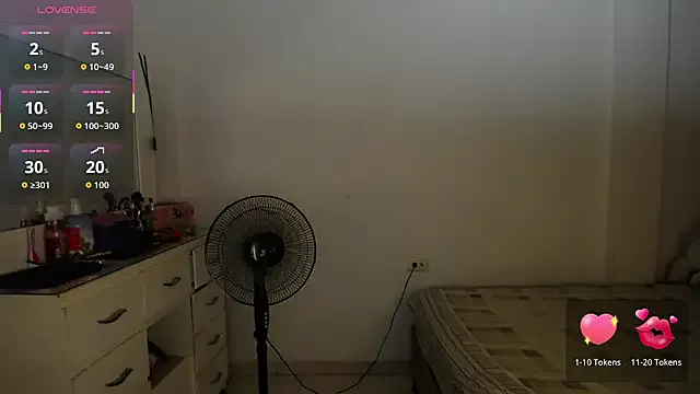 Girls: try live performances with matured performers, from dancing to quirks, in a variety of beautiful sex cams.