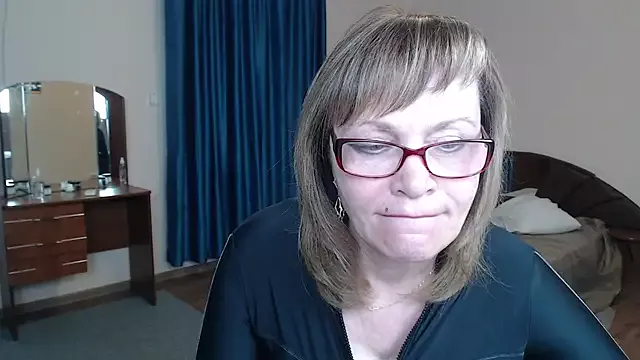 Miss_Moren from StripChat