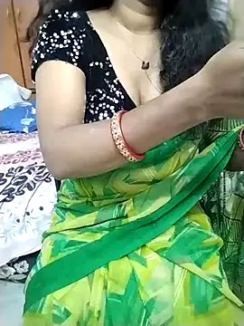 Miss_sruthi from StripChat is Freechat