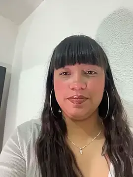 misschloe_ from StripChat is Freechat