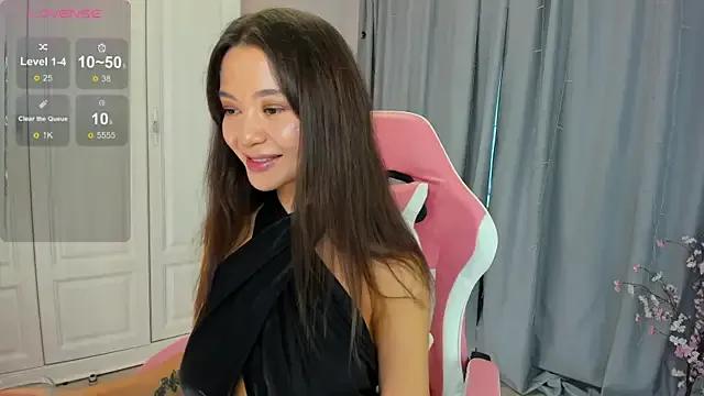 MissiMoore from StripChat is Freechat