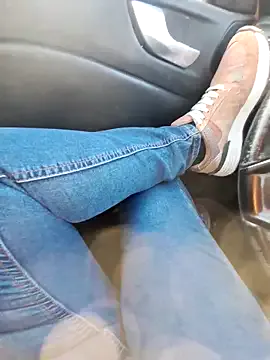 misskelly77 from StripChat is Freechat