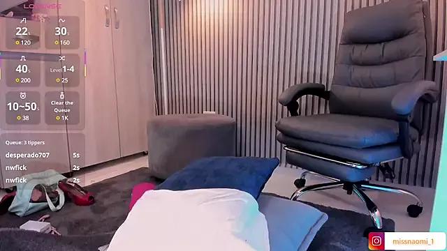 Missnaomi_ from StripChat