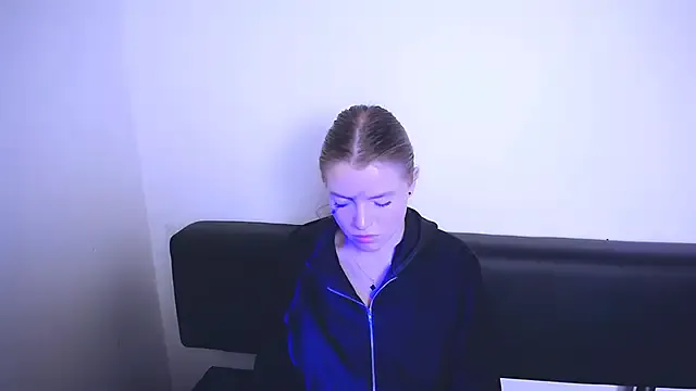 MissOliviaa_ from StripChat is Freechat