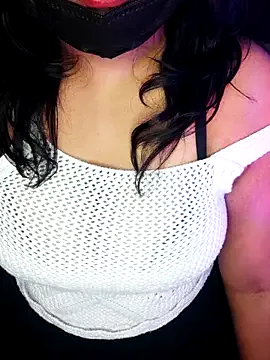 MissTemptiva_telugudevil from StripChat is Freechat