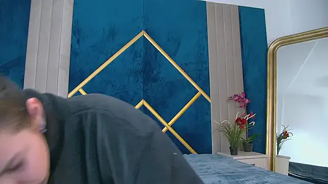 MisteryBlush from StripChat is Freechat