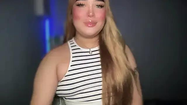 MistressOf_Americaxxx from StripChat is Freechat