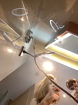 Miumiu-66 from StripChat