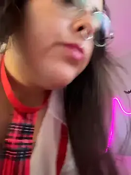 Mizztikaa from StripChat