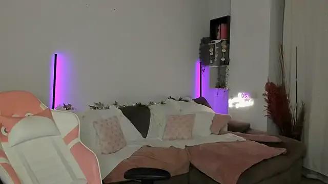 Girls: try live performances with matured performers, from dancing to quirks, in a variety of beautiful sex cams.