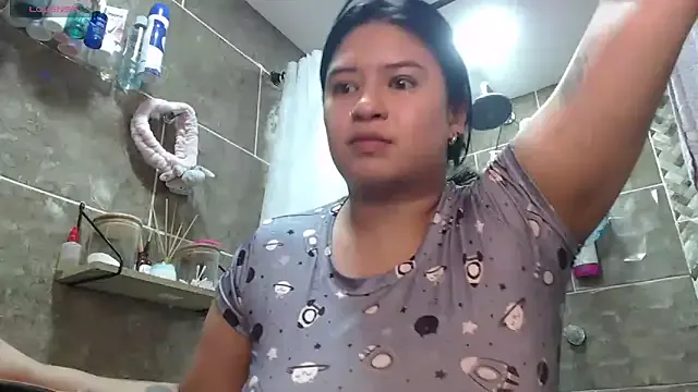 Mollyshake1 from StripChat