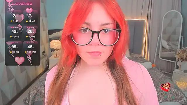 Mona_Monaco from StripChat is Freechat