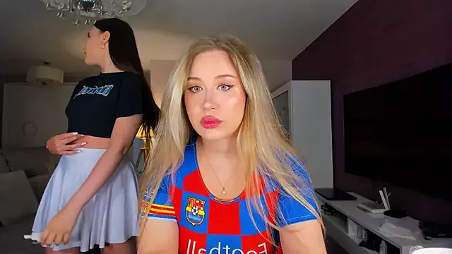 Girls: try live performances with matured performers, from dancing to quirks, in a variety of beautiful sex cams.