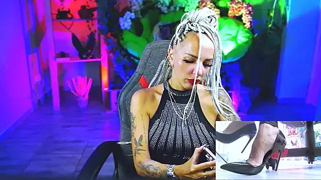 Girls: try live performances with matured performers, from dancing to quirks, in a variety of beautiful sex cams.