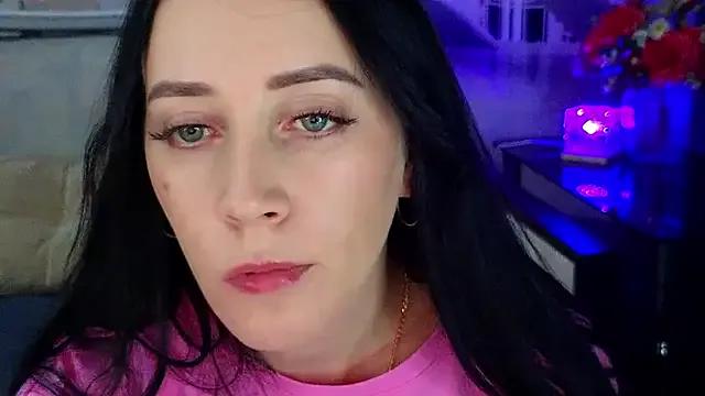 MonicaSweetx from StripChat is Freechat