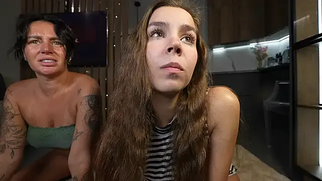 Girls: try live performances with matured performers, from dancing to quirks, in a variety of beautiful sex cams.