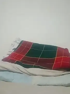 montereal1212 from StripChat is Freechat