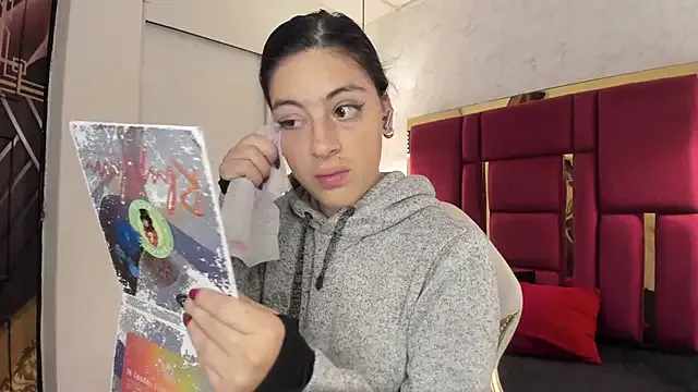 Girls: try live performances with matured performers, from dancing to quirks, in a variety of beautiful sex cams.