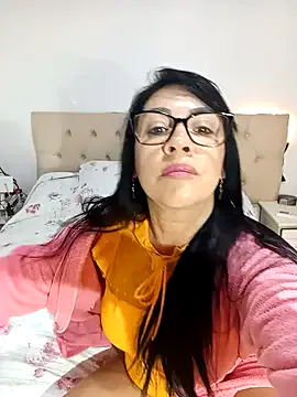 morenaseducao from StripChat is Freechat