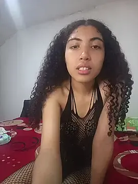 Morenblue from StripChat is Freechat