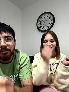 Girls: try live performances with matured performers, from dancing to quirks, in a variety of beautiful sex cams.