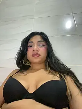 mysteriousgirl20 from StripChat is Freechat